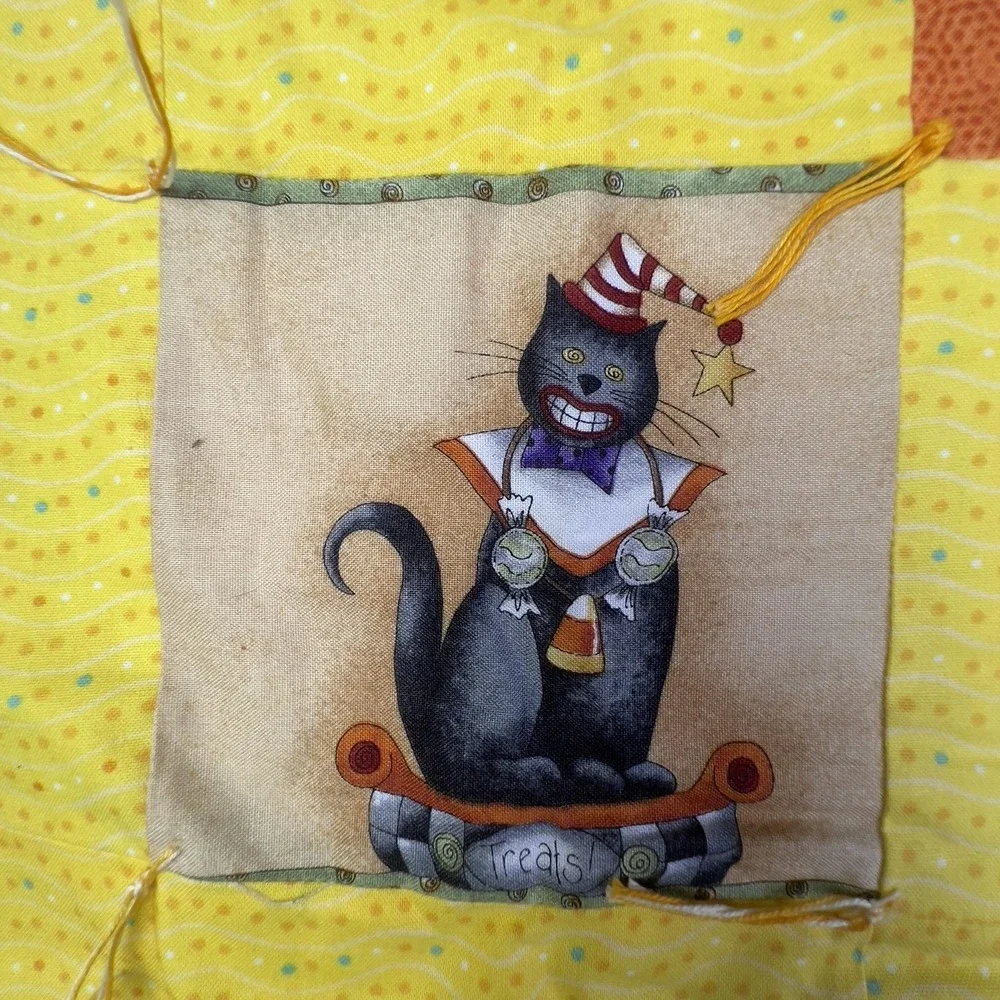 Handmade Halloween Patchwork Quilt Kids‎ 47x38.5 Candy Corn Cat Tote Bag Set
